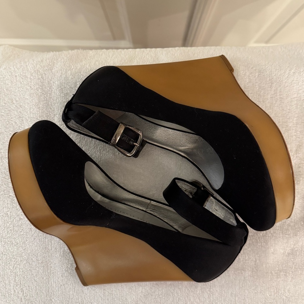 Giuseppe Zanotti Black Wedges
